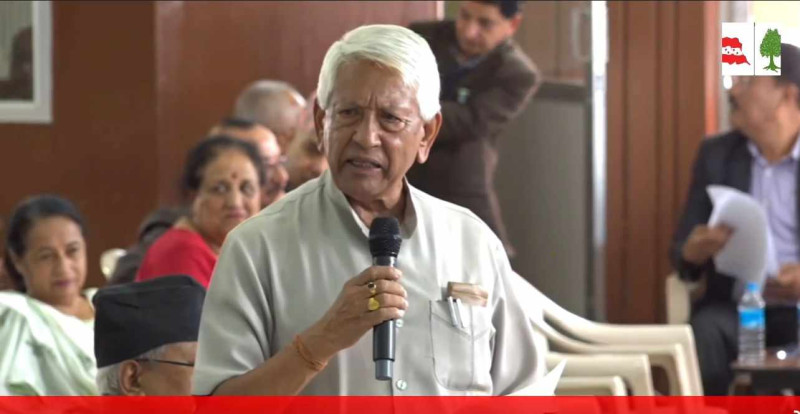 'पार्टी कब्जाको होडमा हामी छौँ, तर जनता टाढा-टाढा हुँदैछन्'